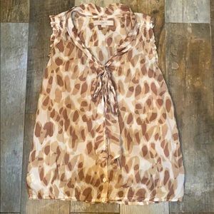 ** 5 for $25 ** Loft sleeveless blouse
